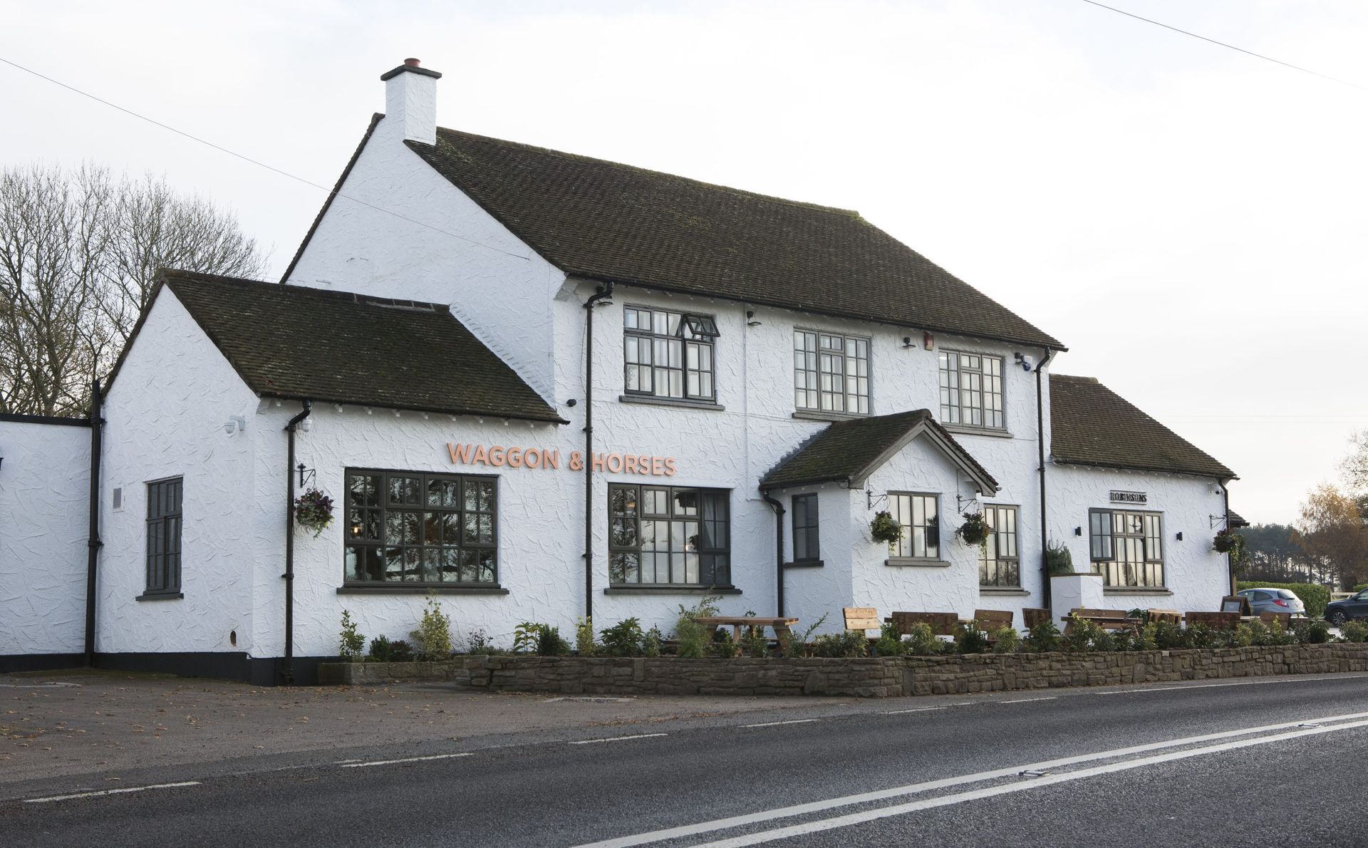 local-country-pub-in-eaton-congleton-the-waggon-horses